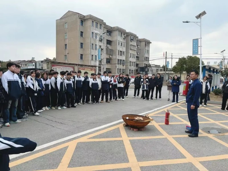 岳陽(yáng)市江南通信職業(yè)技術(shù)學(xué)校有限公司,岳陽(yáng)江南學(xué)校,岳陽(yáng)江南通信學(xué)校,岳陽(yáng)職業(yè)學(xué)校